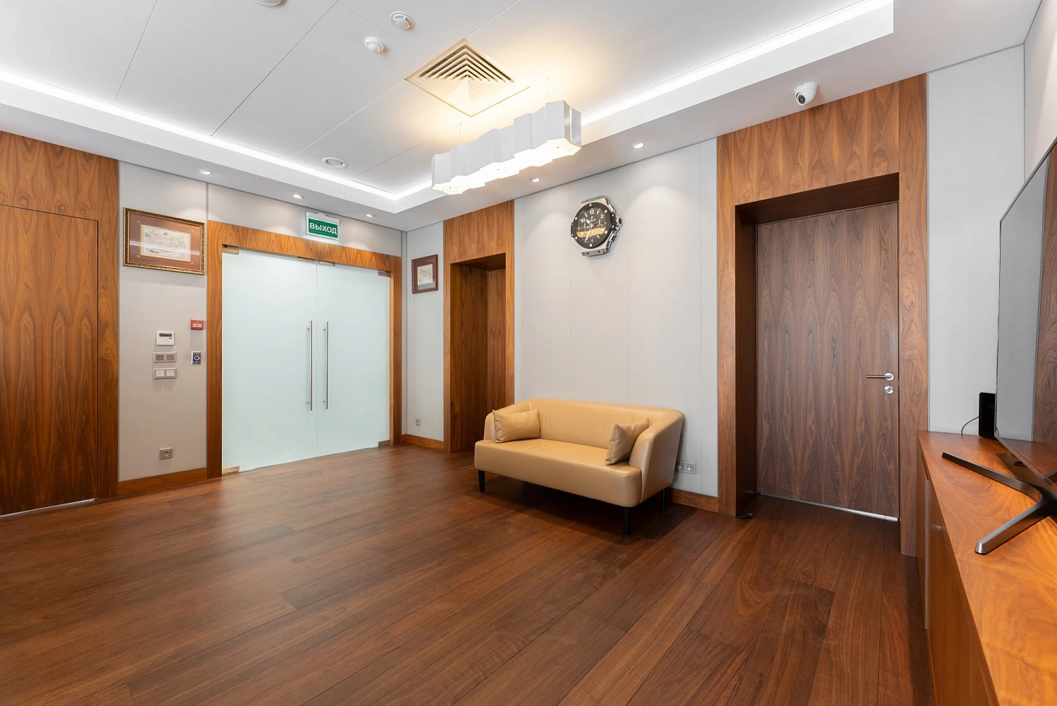 Реконструкция здания медицинского центра