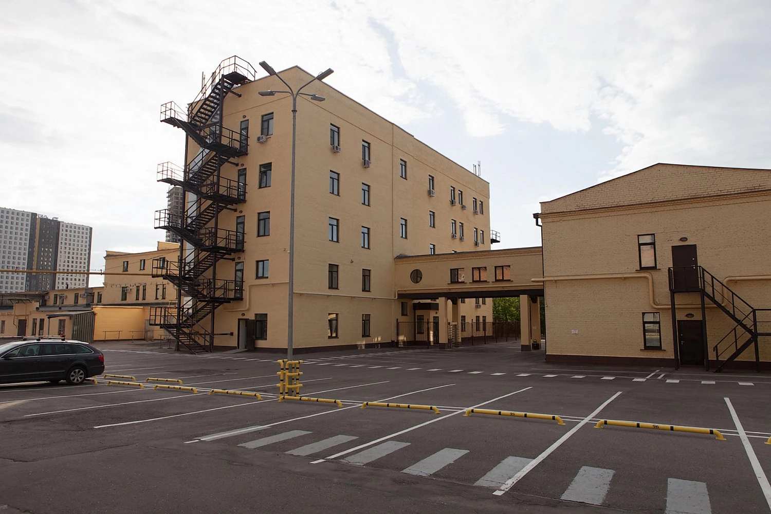 Реконструкция офисно-складского здания в бизнес-парке «ЭЛМА ГРУПП»