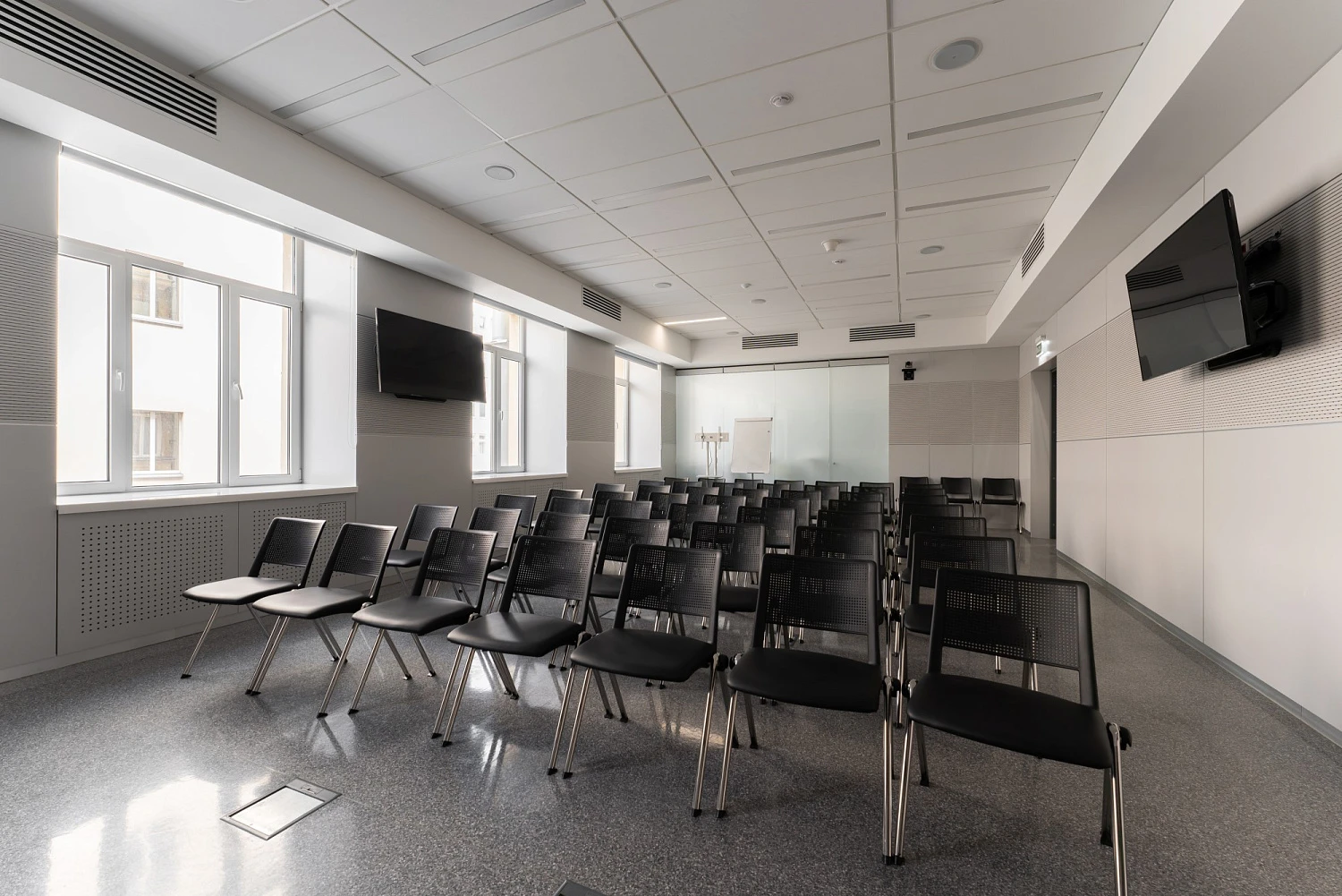 Реконструкция здания медицинского центра