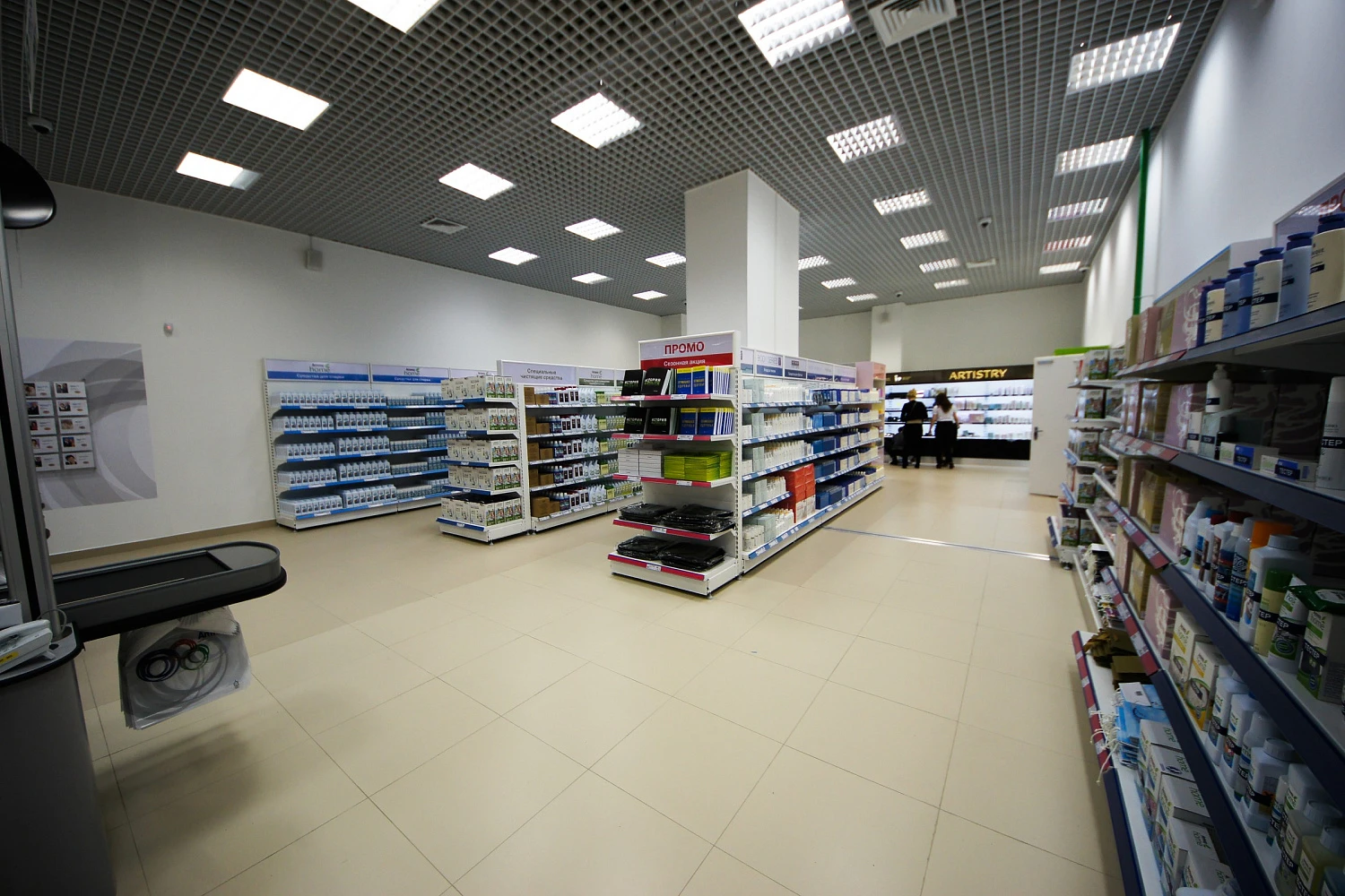 Торговый центр «AMWAY», г. Красноярск, ул. Партизана Желязняка, 23