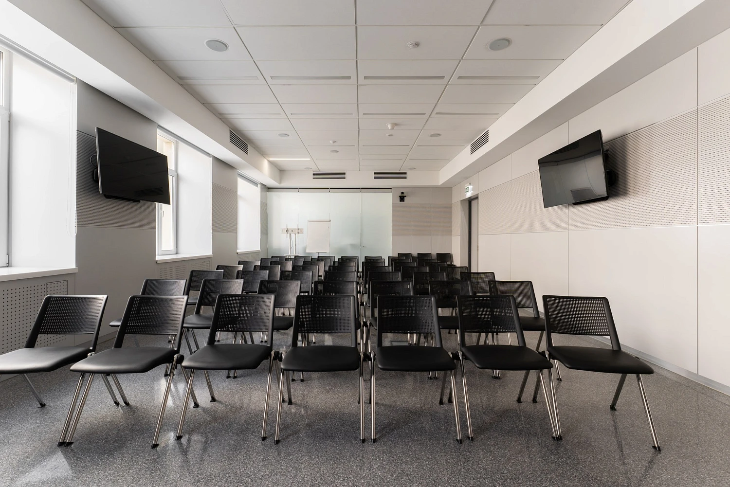 Реконструкция здания медицинского центра