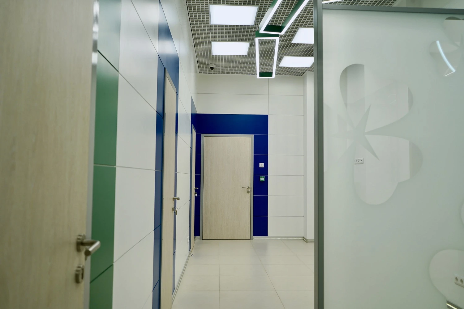 Клиника эстетической медицины и косметологии «МКНОЦ ЭМ Москва»