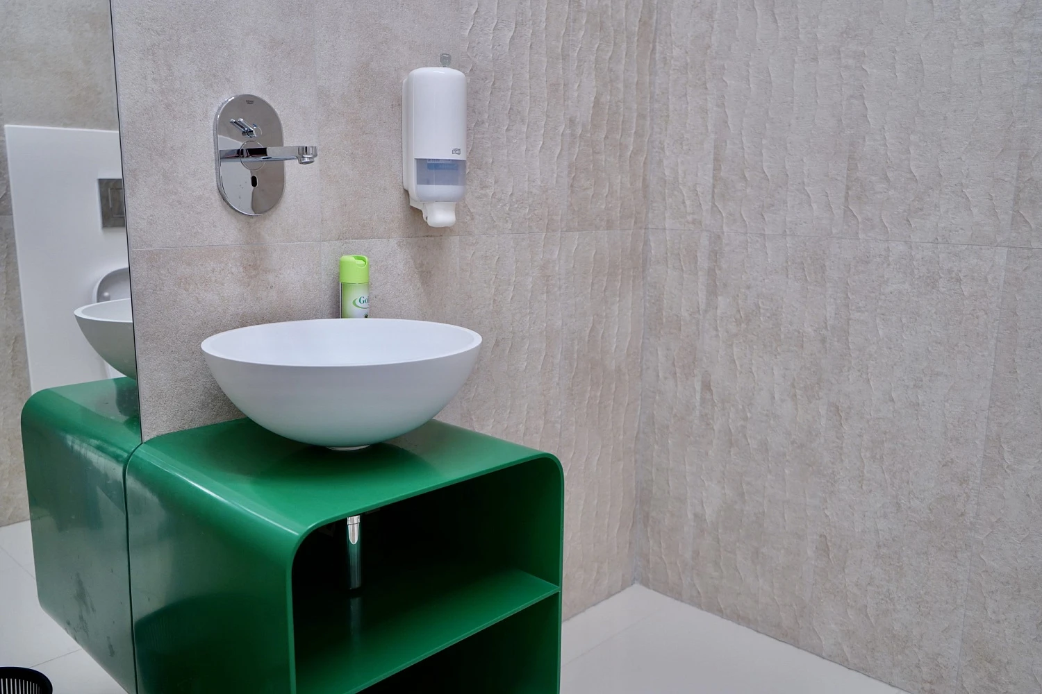 Клиника эстетической медицины и косметологии «МКНОЦ ЭМ Москва»