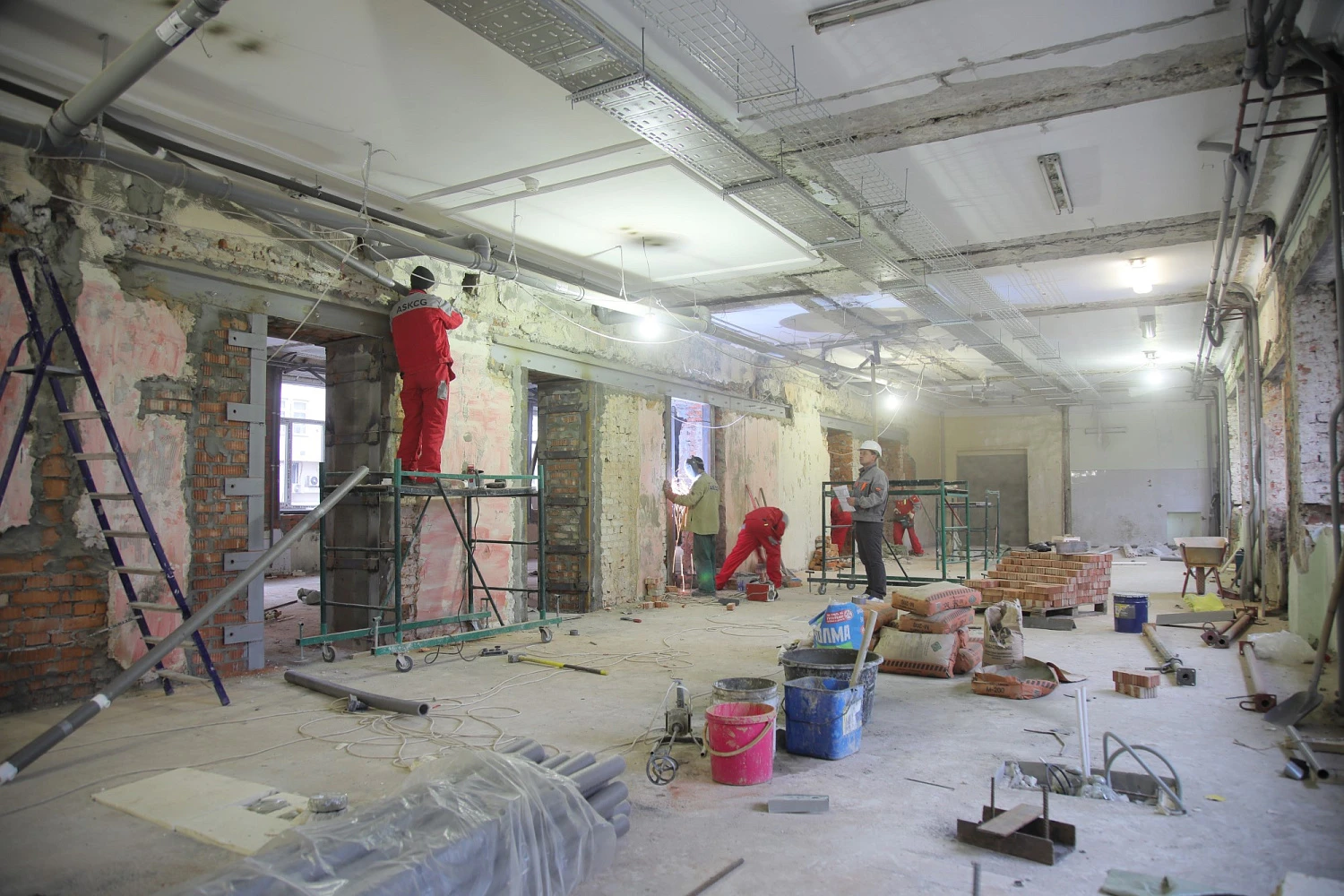 Реконструкция здания медицинского центра